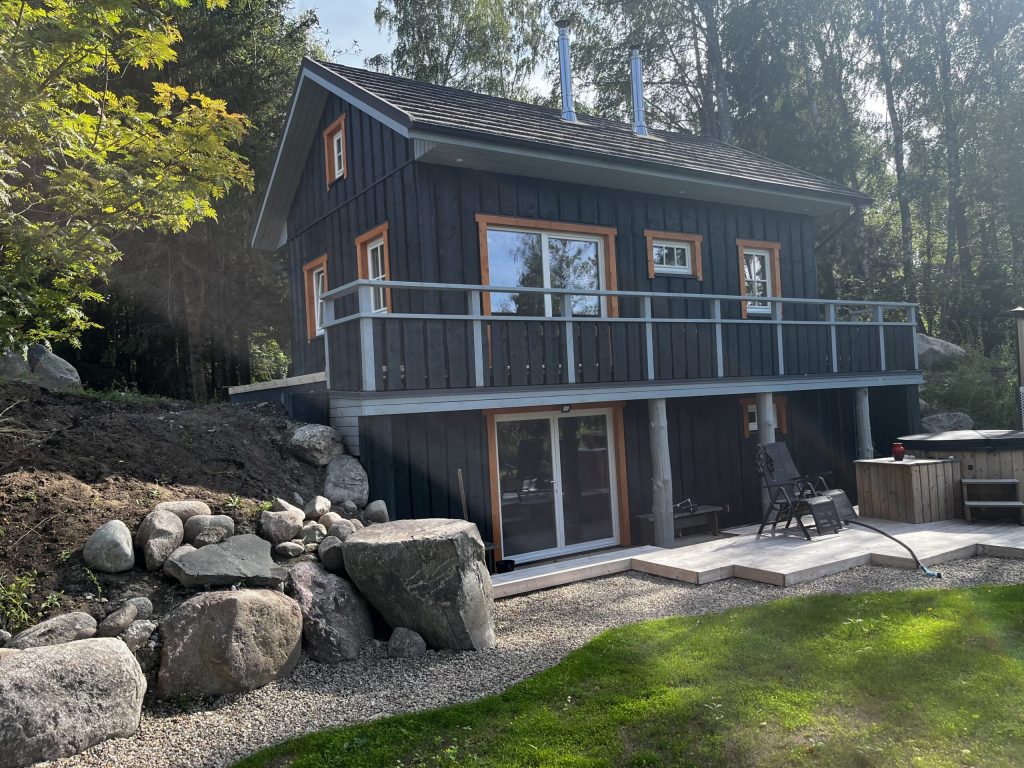 Saunamaja rannikul